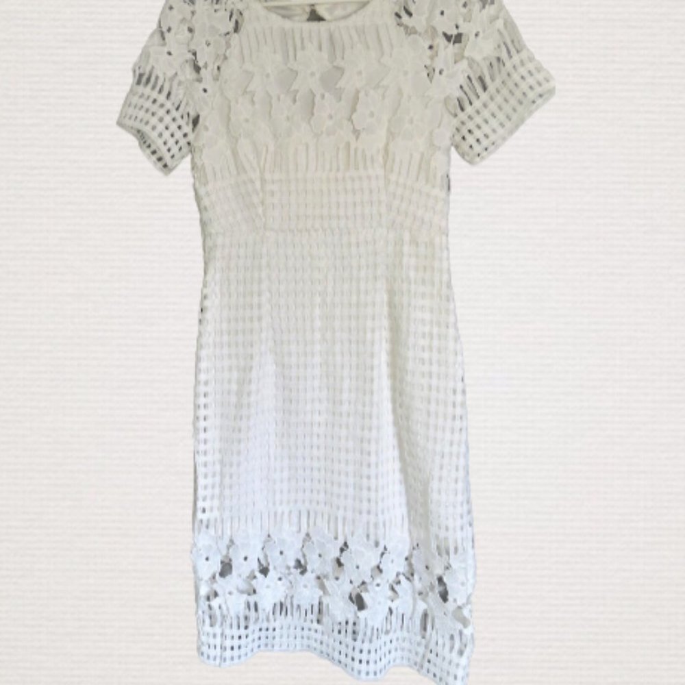 LACE & HEELS BOUTIQUE - lace/crochet style dress - size 10 - Picture 3 of 12